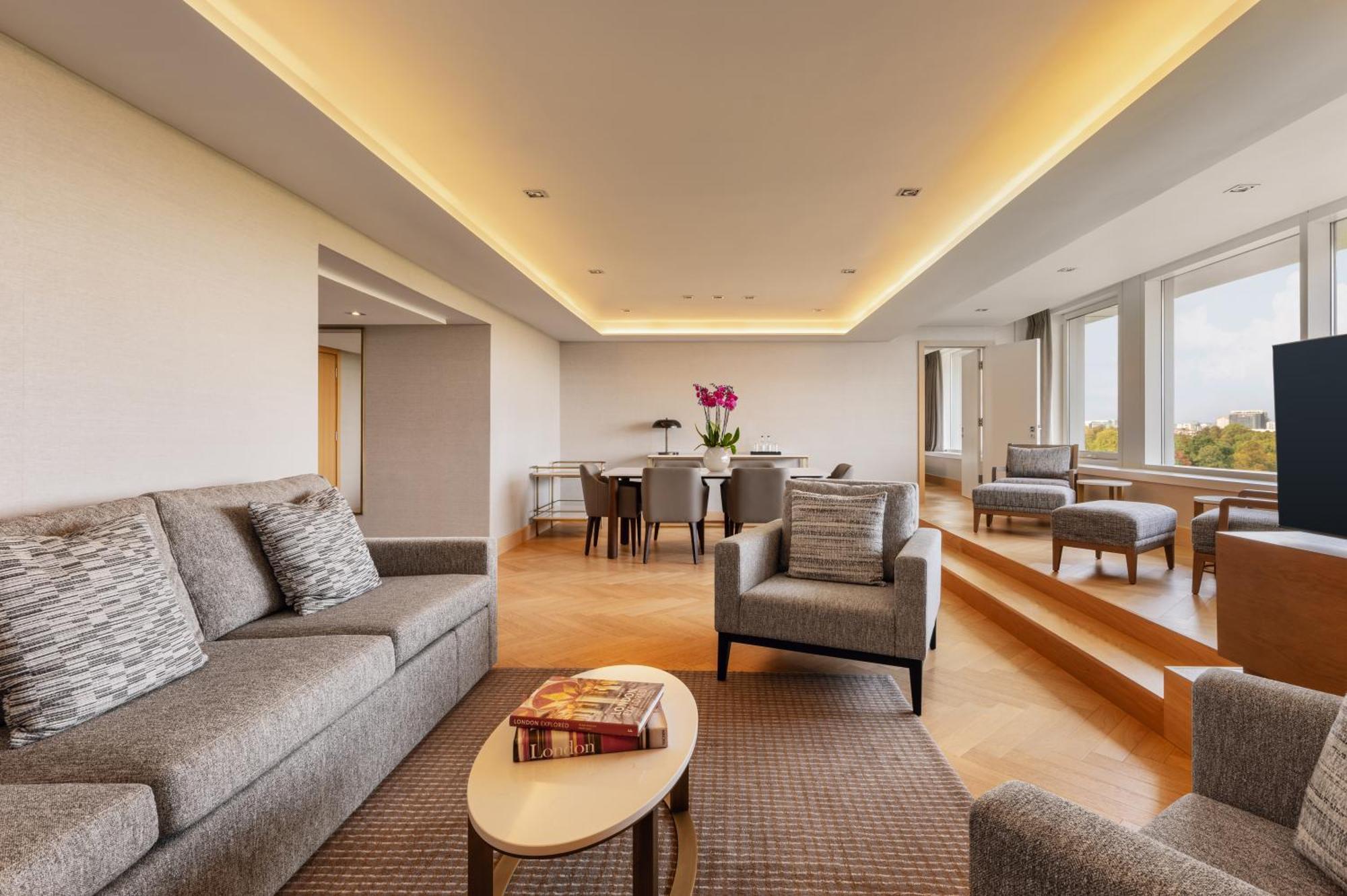 Royal Garden Hotell 5*