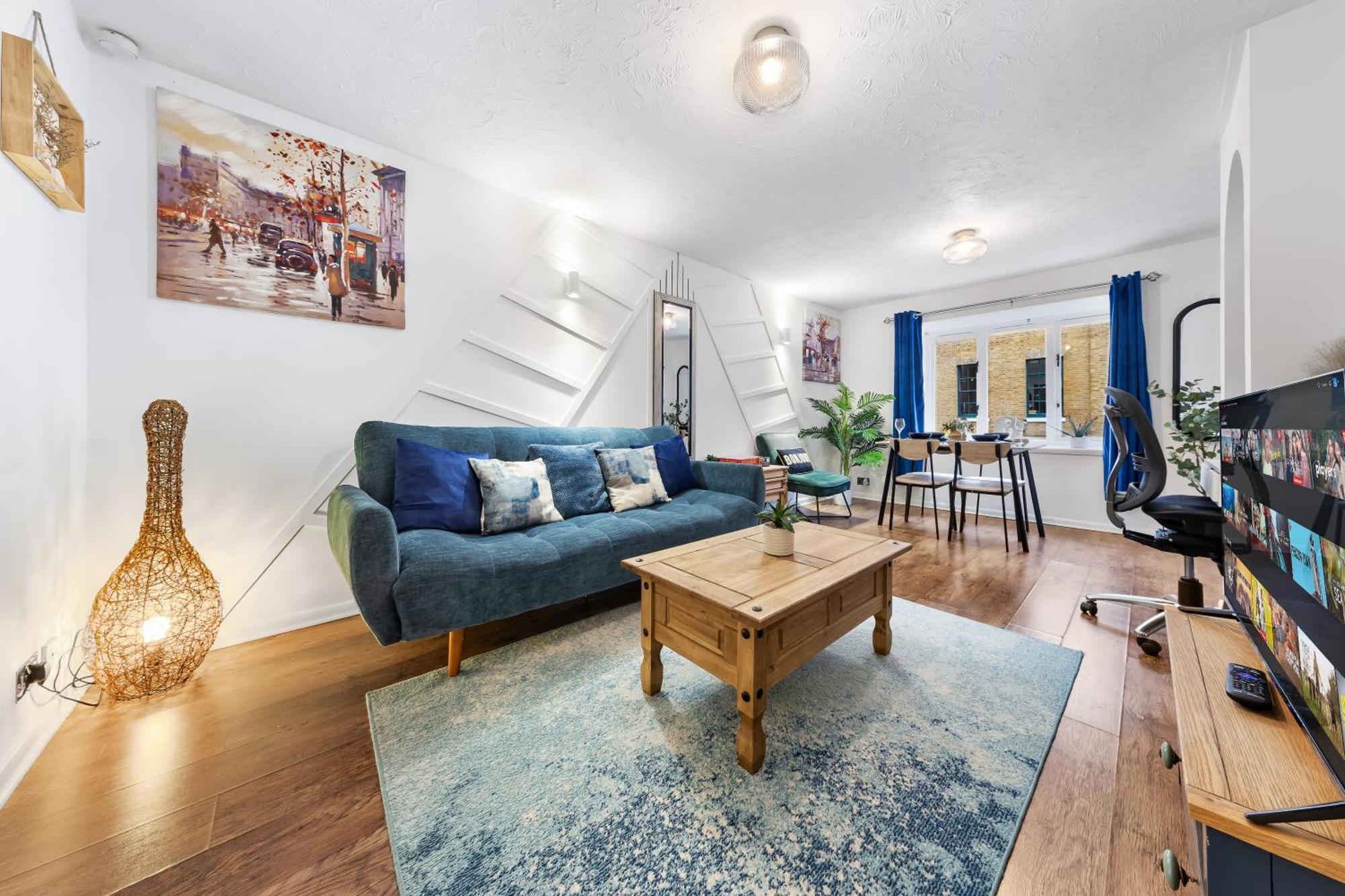 Appartement Quirky Canary 2bed, Free Parking, Smart Tv & Games Londen