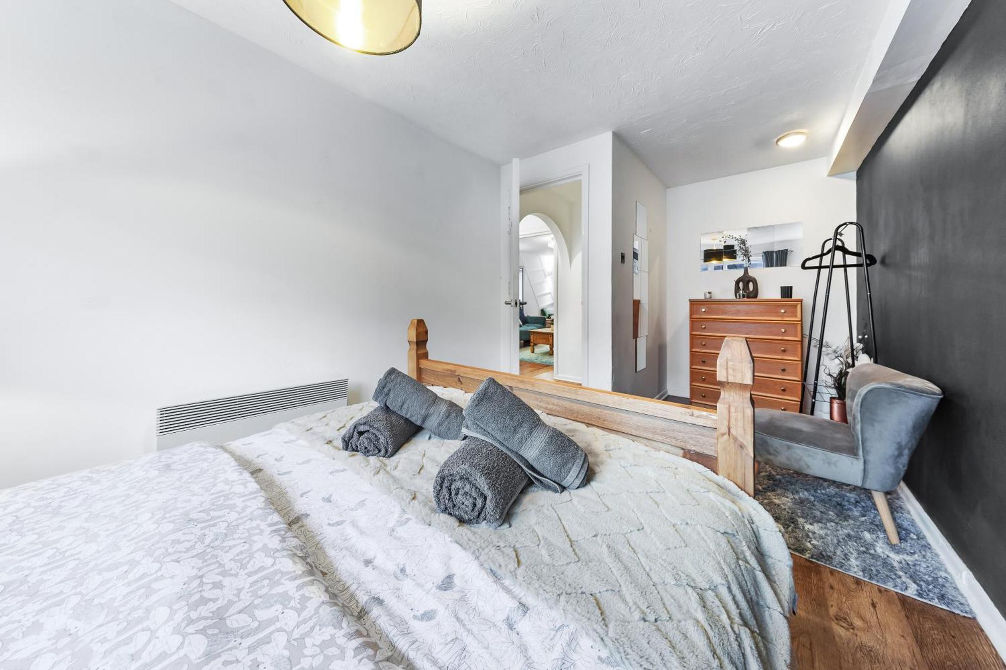 Quirky Canary 2bed, Free Parking, Smart Tv & Games Appartement Londen