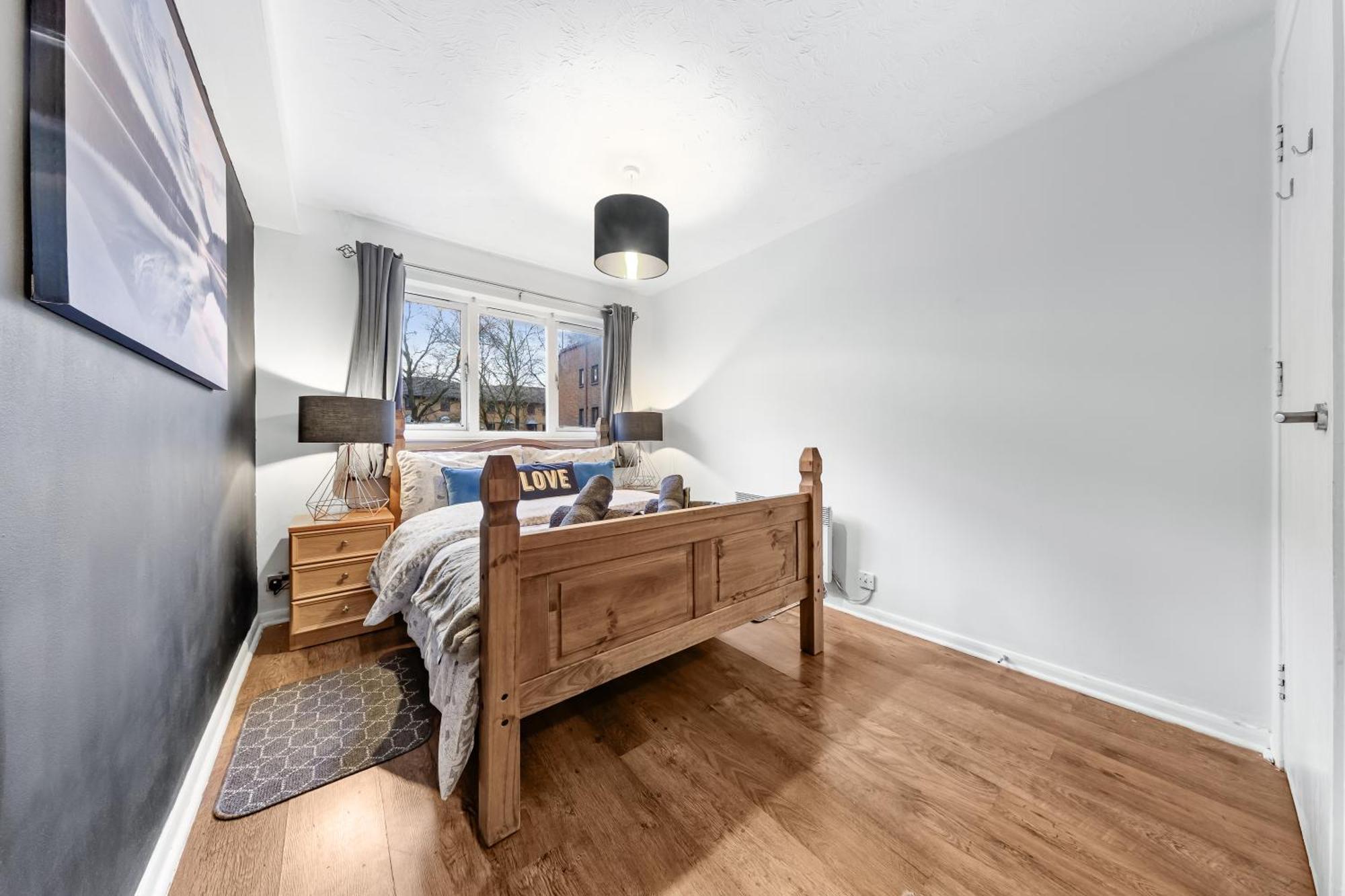 Quirky Canary 2bed, Free Parking, Smart Tv & Games * Londen