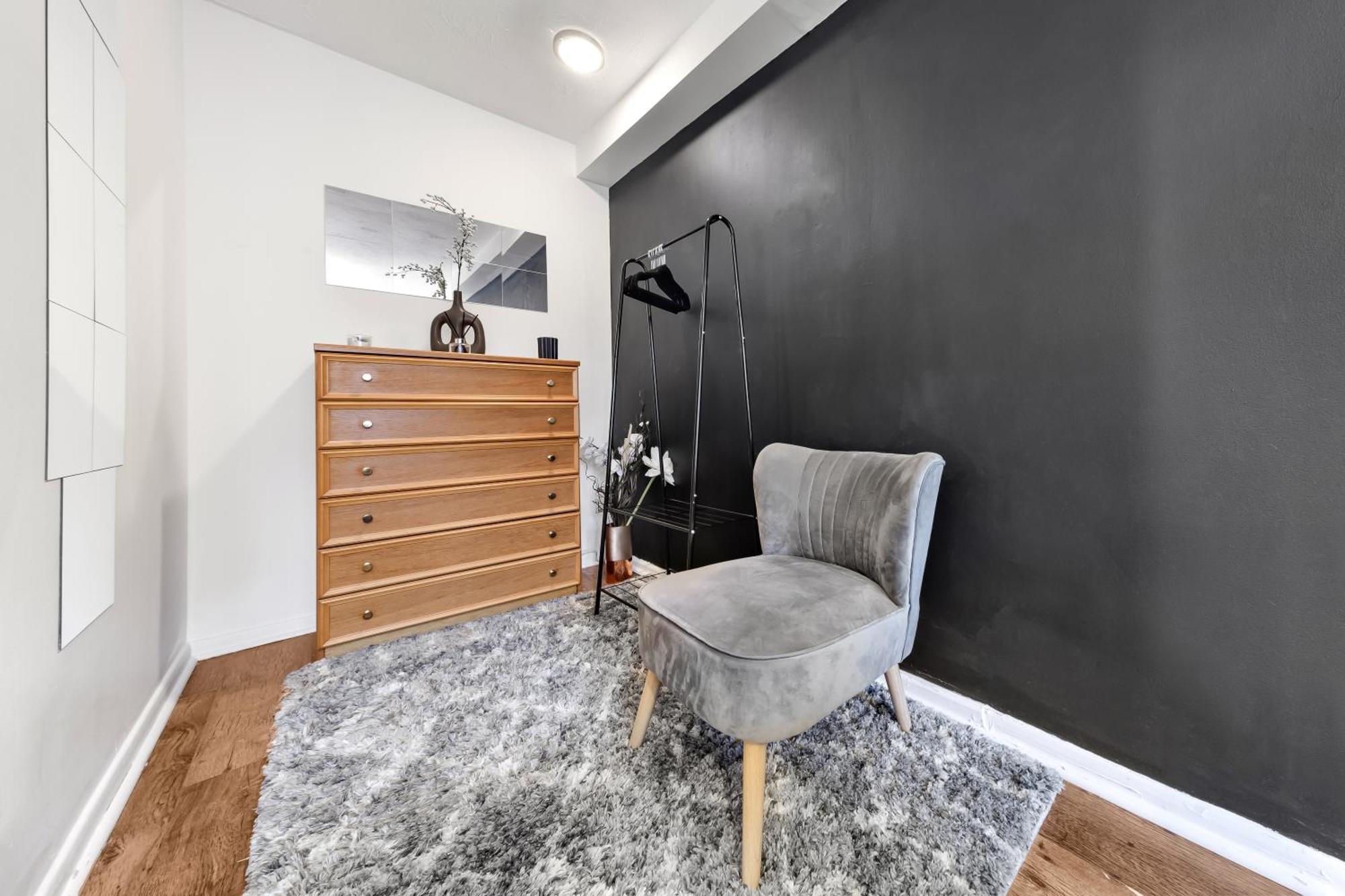 Quirky Canary 2bed, Free Parking, Smart Tv & Games Appartement *