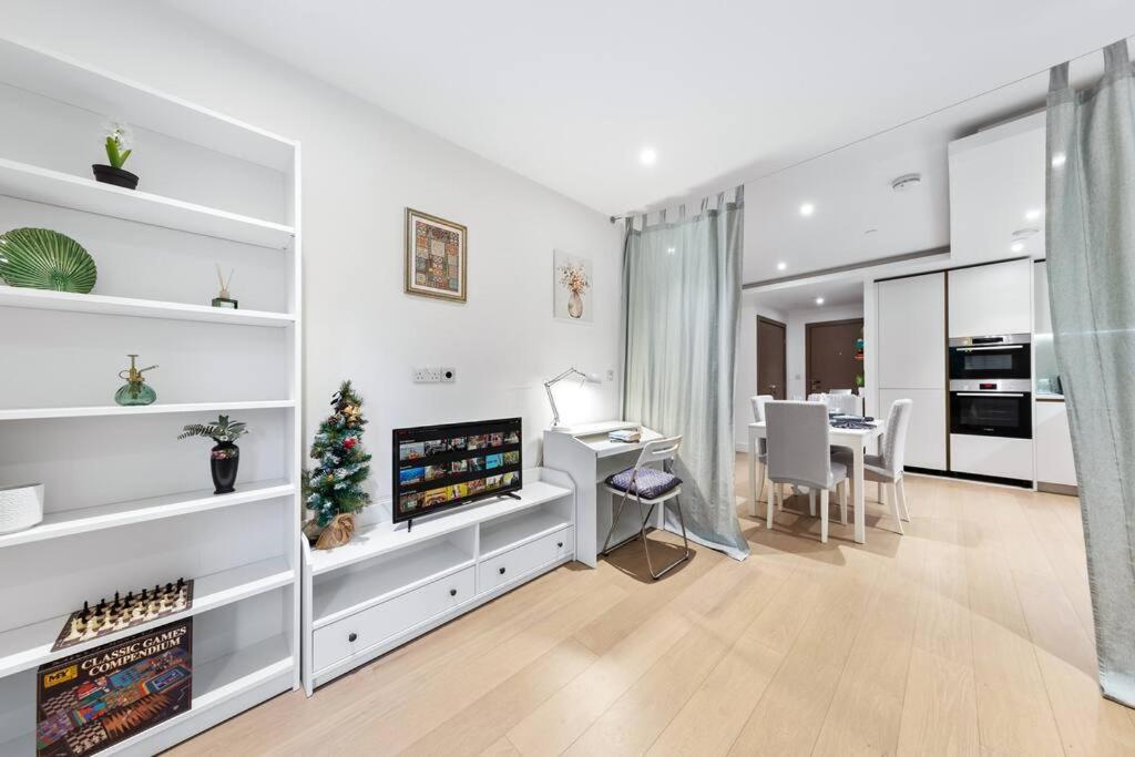 Leilighet Bright Balcony Retreat Hammersmith London