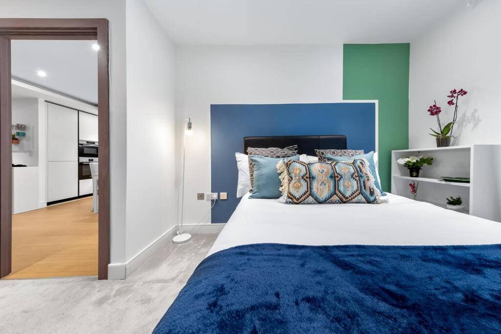 Bright Balcony Retreat Hammersmith Leilighet *