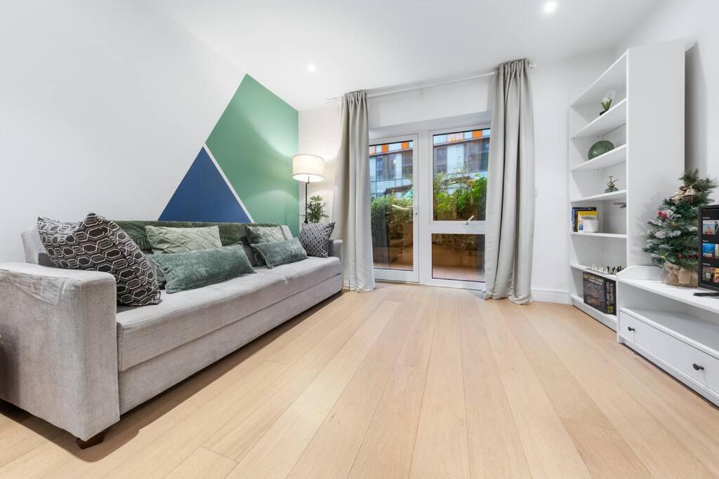 Bright Balcony Retreat Hammersmith Leilighet *