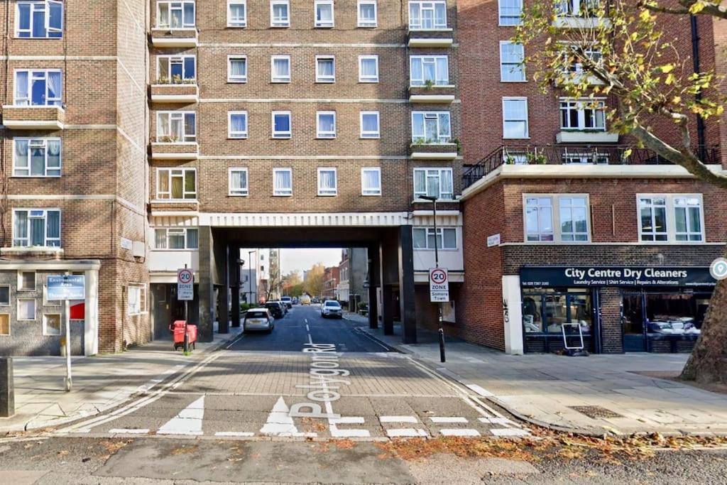 2-bedroom Flat Near Euston Station, Lägenhet *