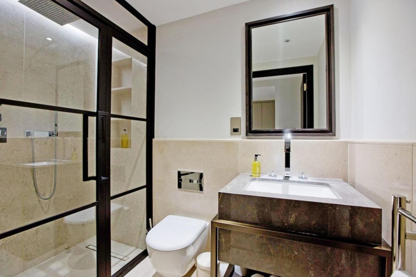 Living 3 Bedroom * Londen