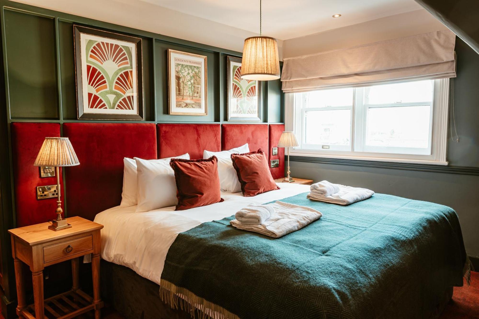 Hand & Flower Herberg 3*