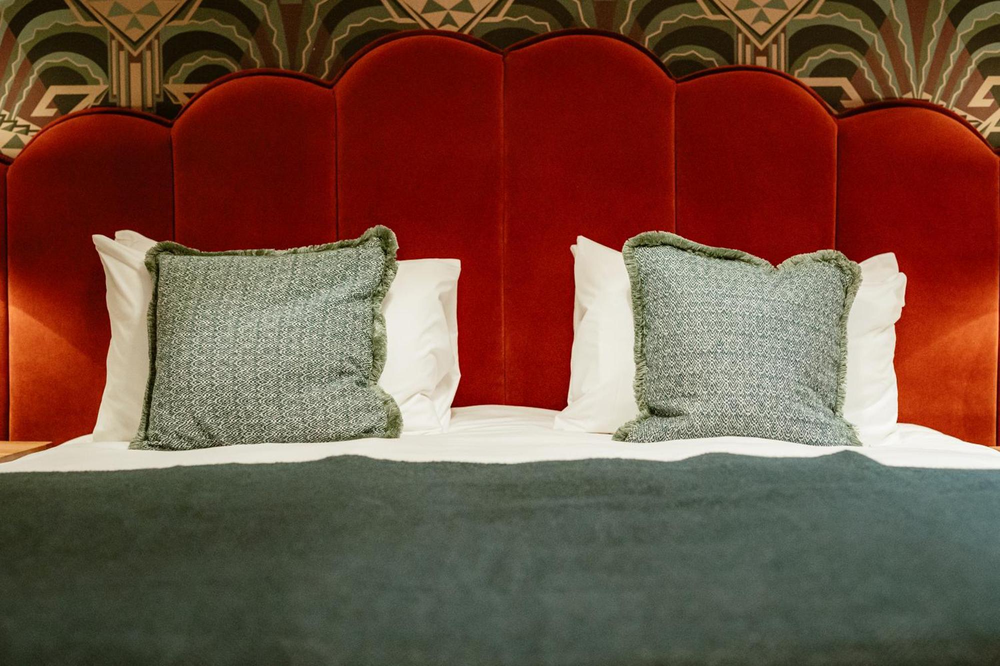 Hand & Flower Herberg 3*