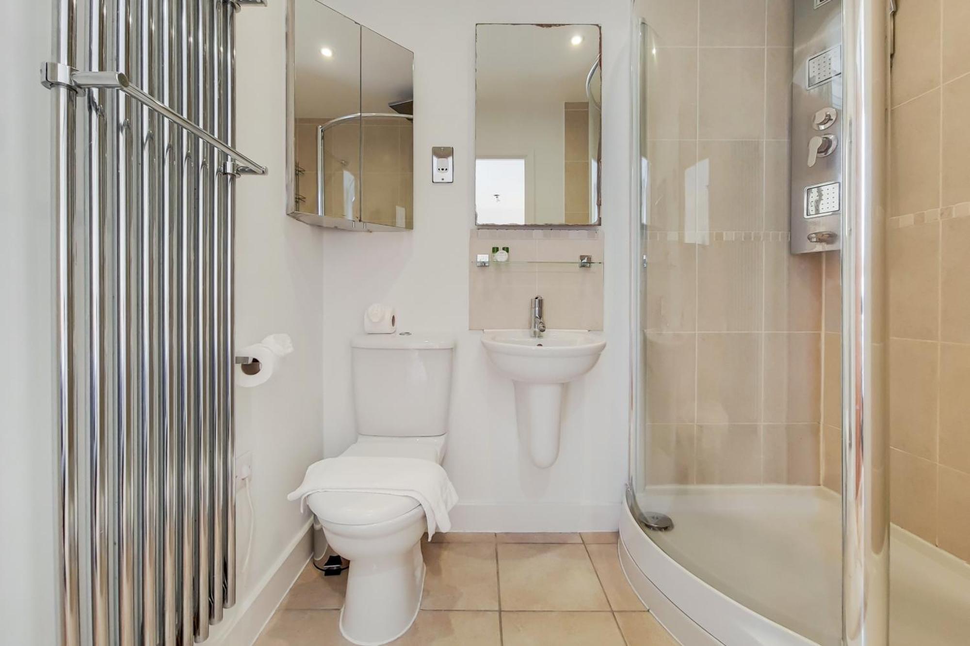 Deluxe Two Bed With River & View Londen