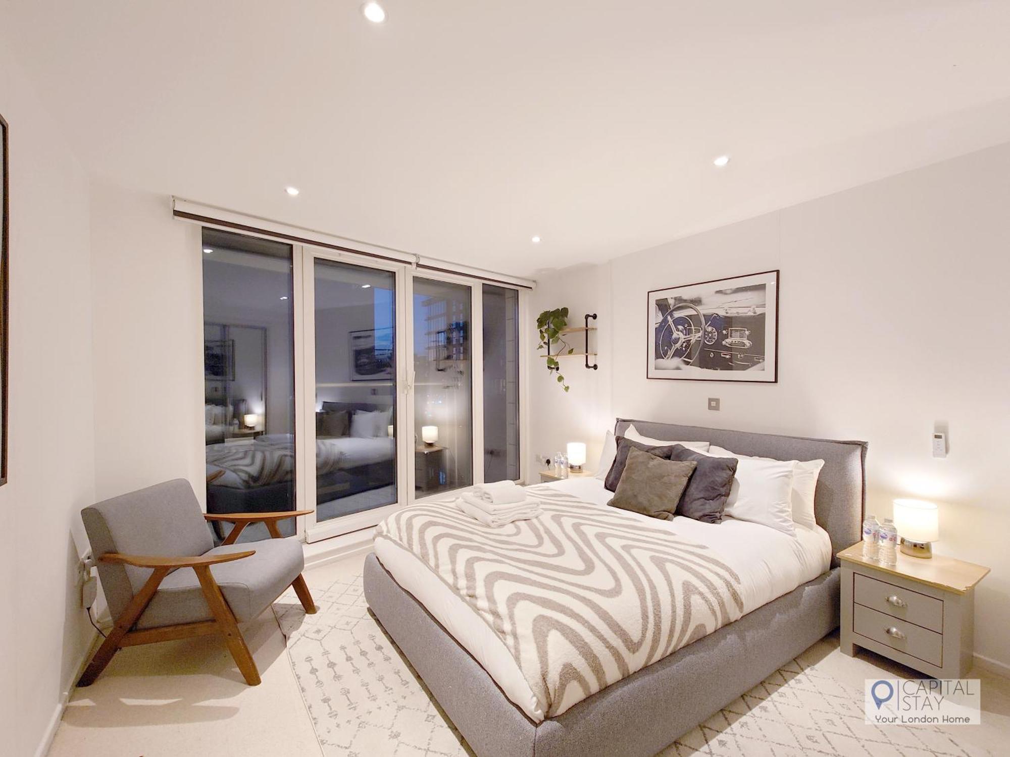 Deluxe Two Bed With River & View * Londen