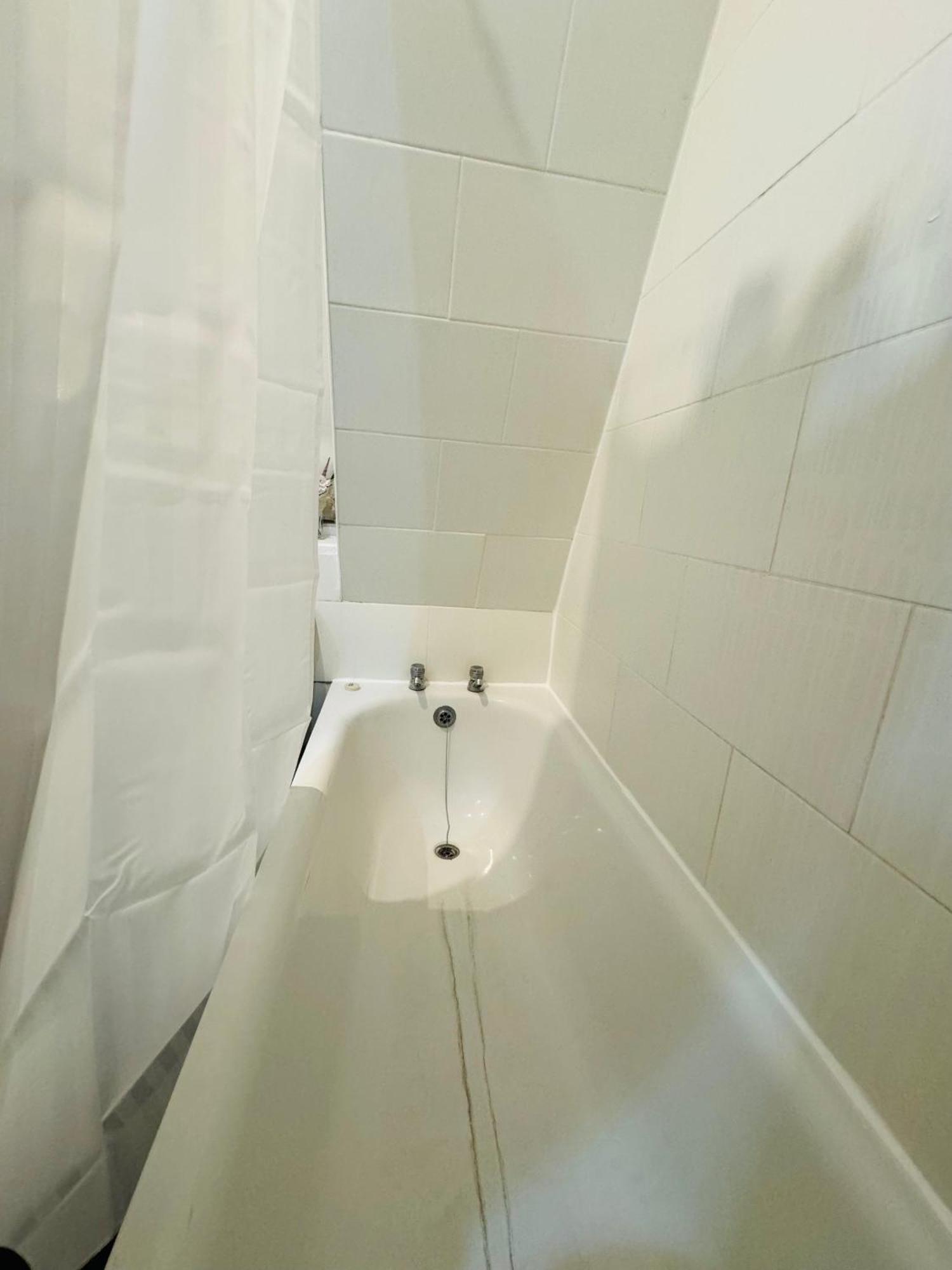 Eye 3 Bedroom Apartment *