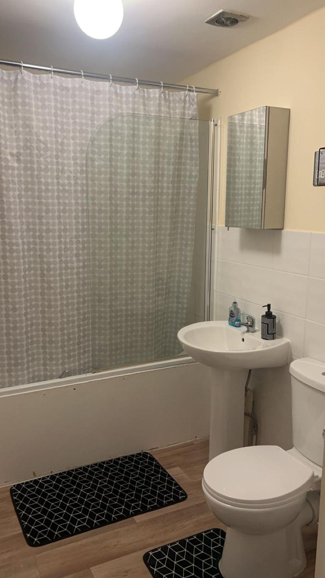 Appartement 1 Bedroom Near Clapham North And Clapham High Street Station *