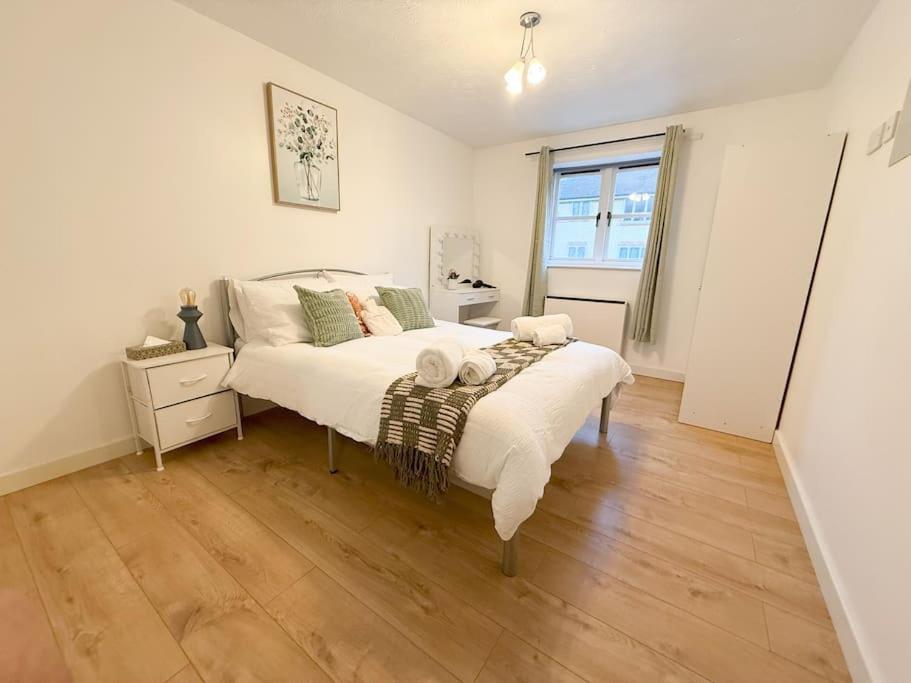 Cosy & Modern Flat In Islington- 15 Minute Walk From Emirates Stadium Appartement Londen