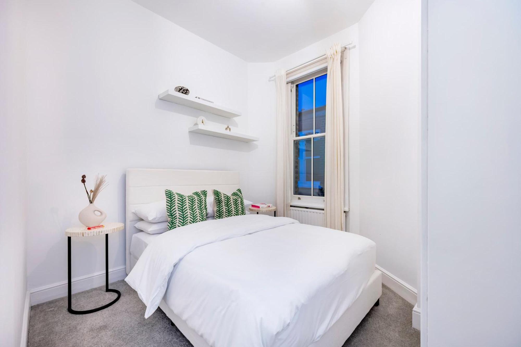 Maida Vale Mansions 2 Bed -by Out Of Office Lifestyle London