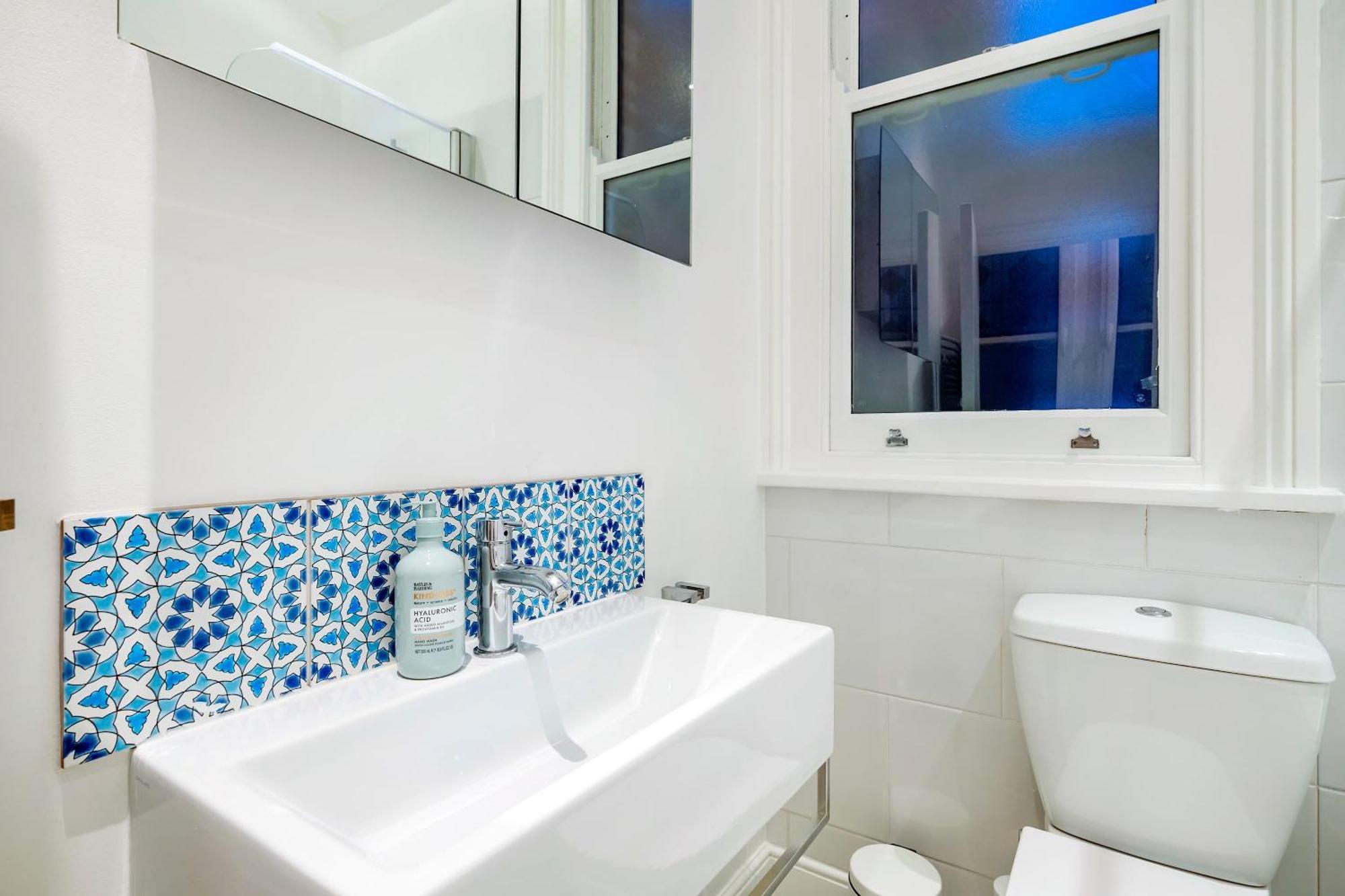 Apartment Maida Vale Mansions 2 Bed -by Out Of Office Lifestyle London