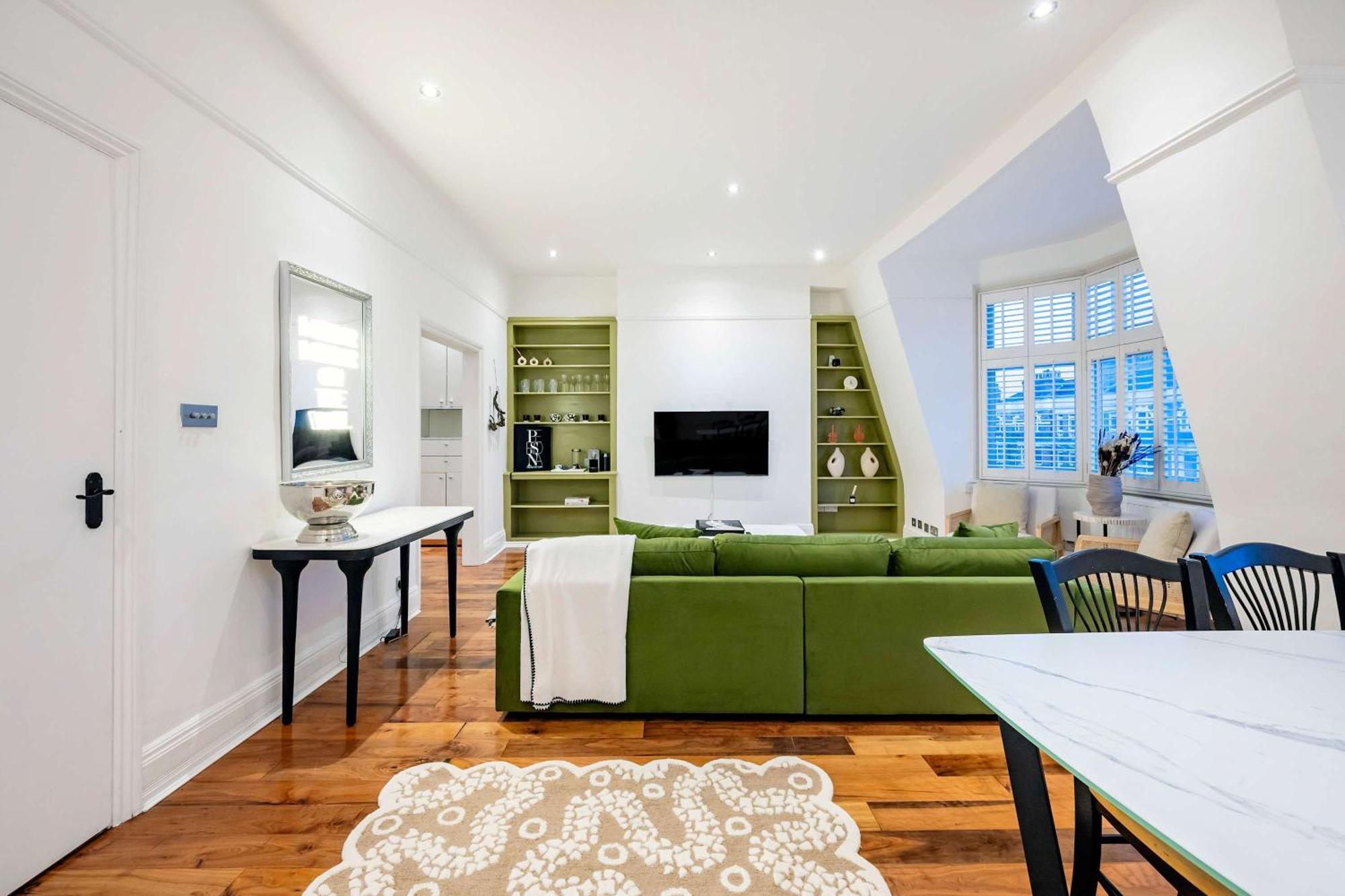 Maida Vale Mansions 2 Bed -by Out Of Office Lifestyle *