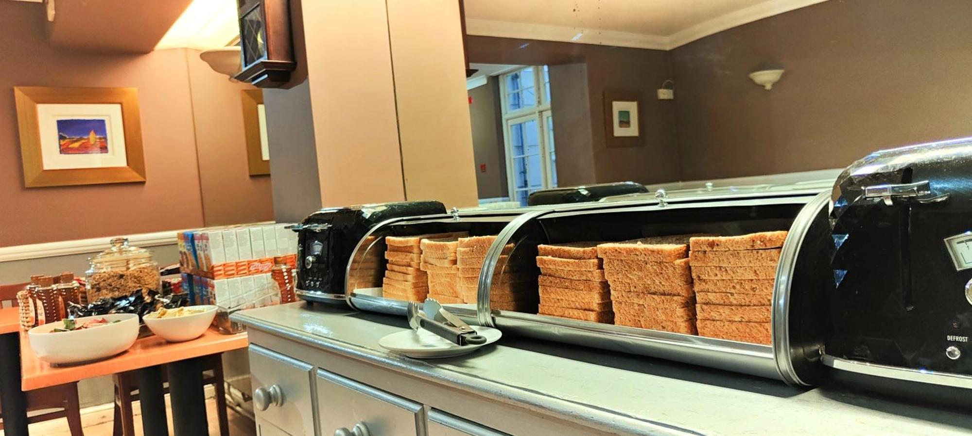 Hotel The Gresham 3*