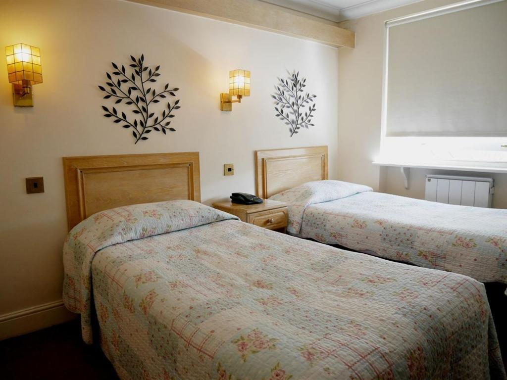 The Gresham Hotel 3*