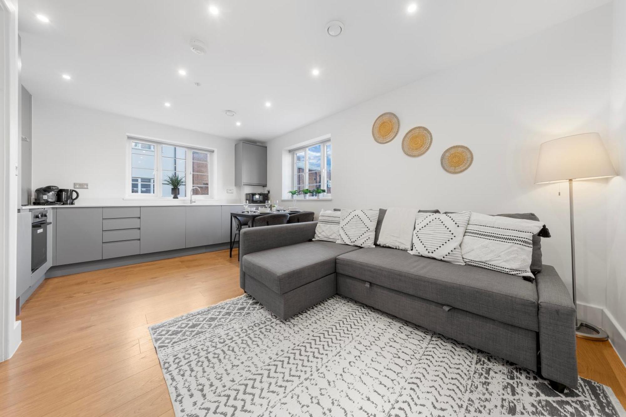 Stylish Nine Elms Vauxhall 1 Bedroom Appartement *