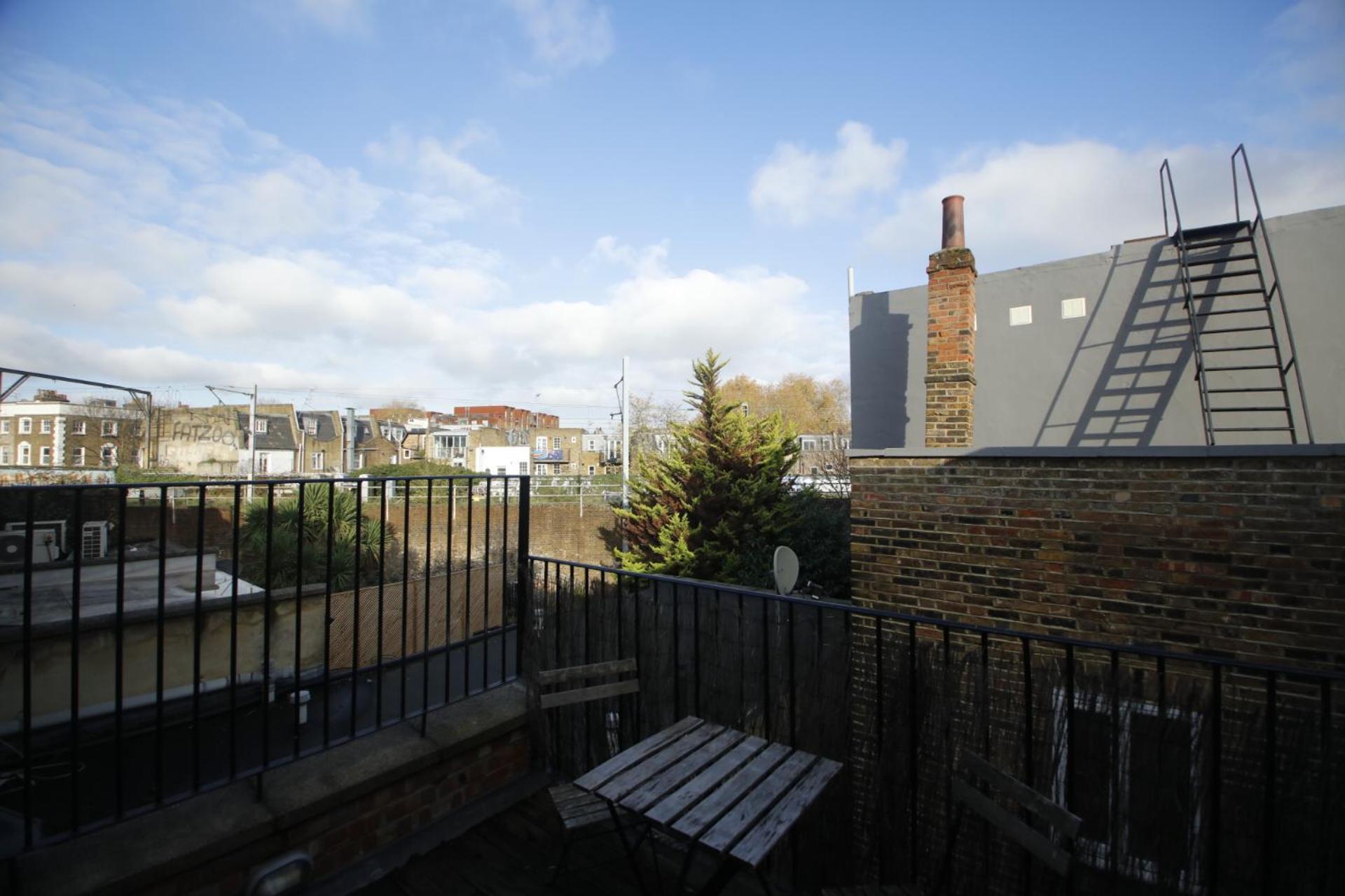 Cosy Camden 1 Bedroom Terrace Appartement Londen