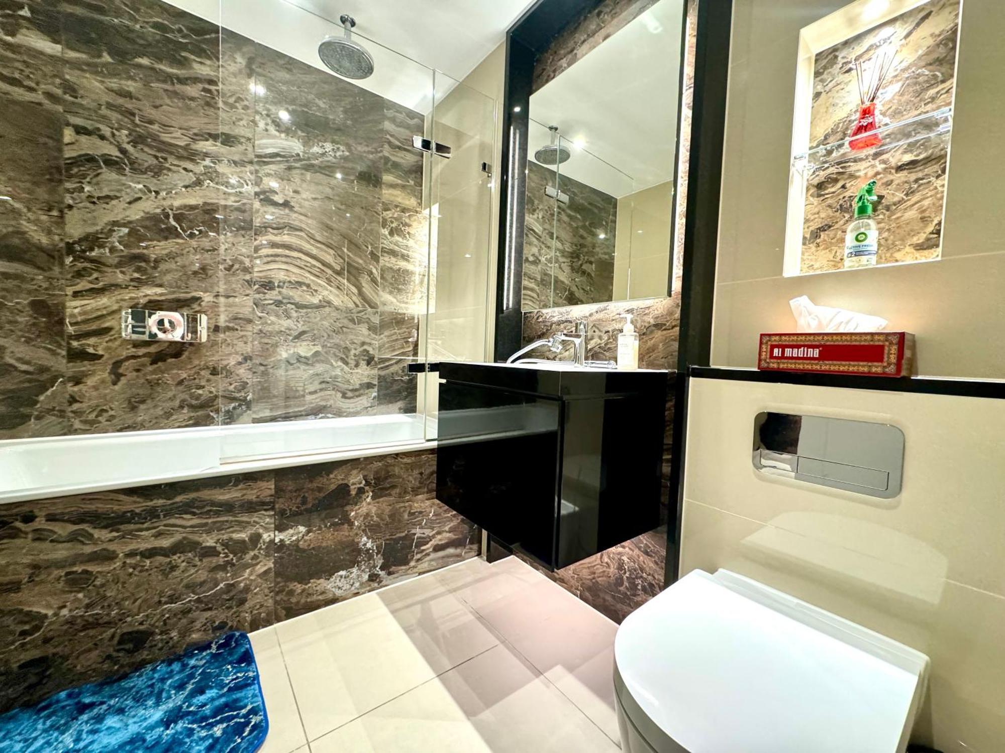 2 Bedroom Luxury Edgware Road By Wild Lägenhet