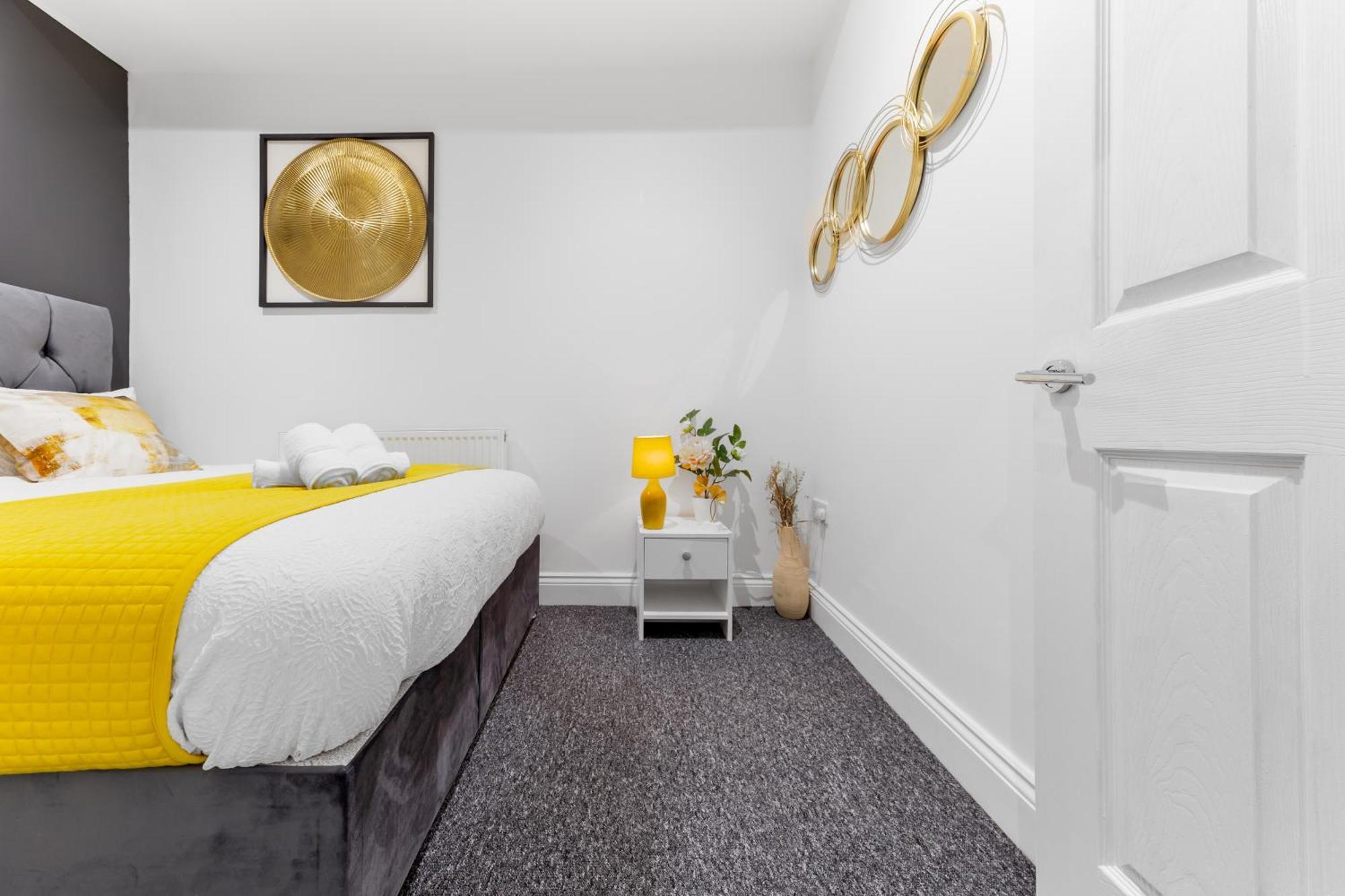 Lägenhet Stylish 2 Bedroom Haven In Zone 2-15 Mins To Central London- Garden & Parking Available! 5 Beds-Sleeps 6 People- Instant Book & Self Check-In! Save 20 Percent On Stays Of 7 Nights Or More ! London