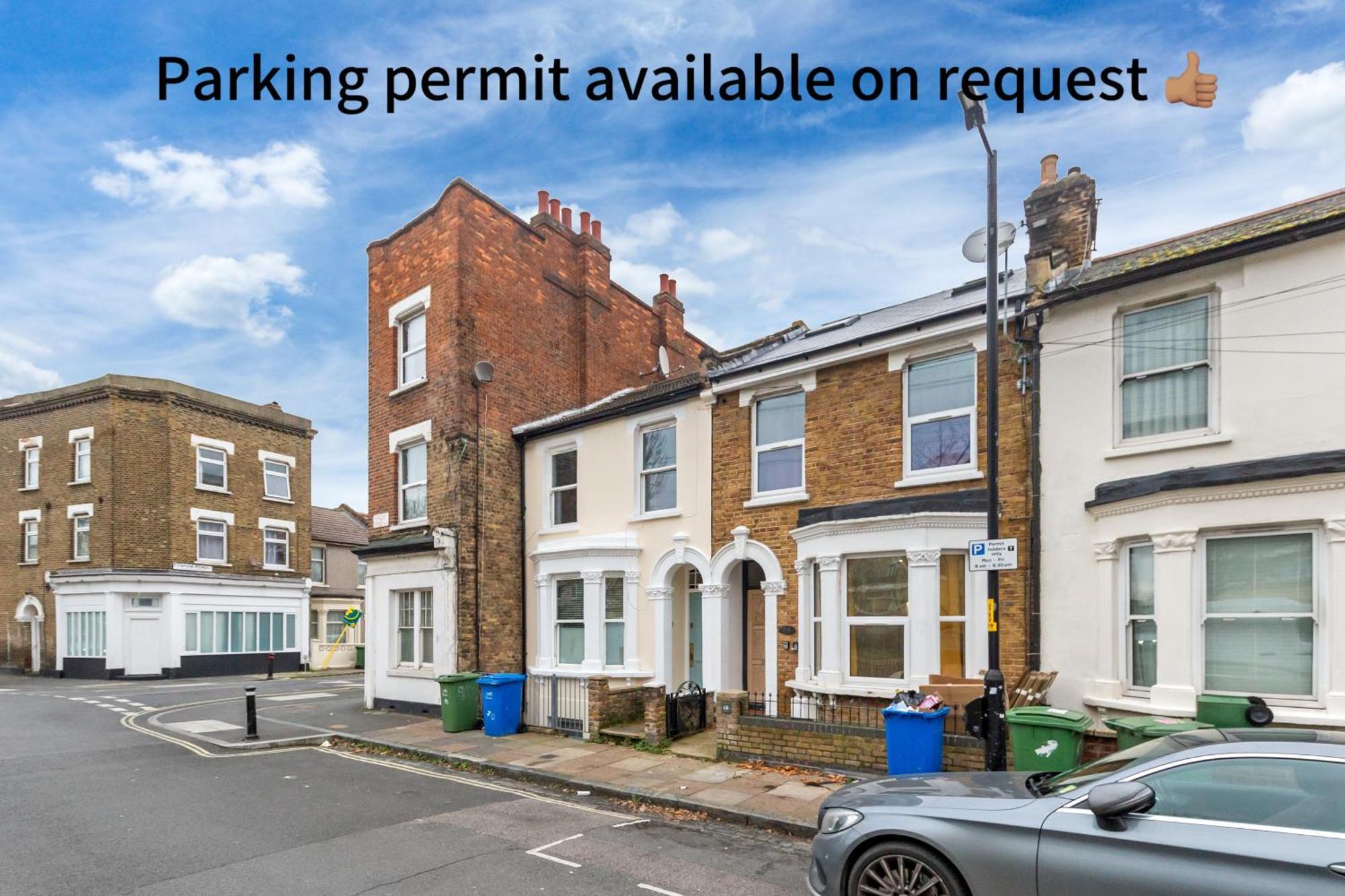 Lägenhet Stylish 2 Bedroom Haven In Zone 2-15 Mins To Central London- Garden & Parking Available! 5 Beds-Sleeps 6 People- Instant Book & Self Check-In! Save 20 Percent On Stays Of 7 Nights Or More !