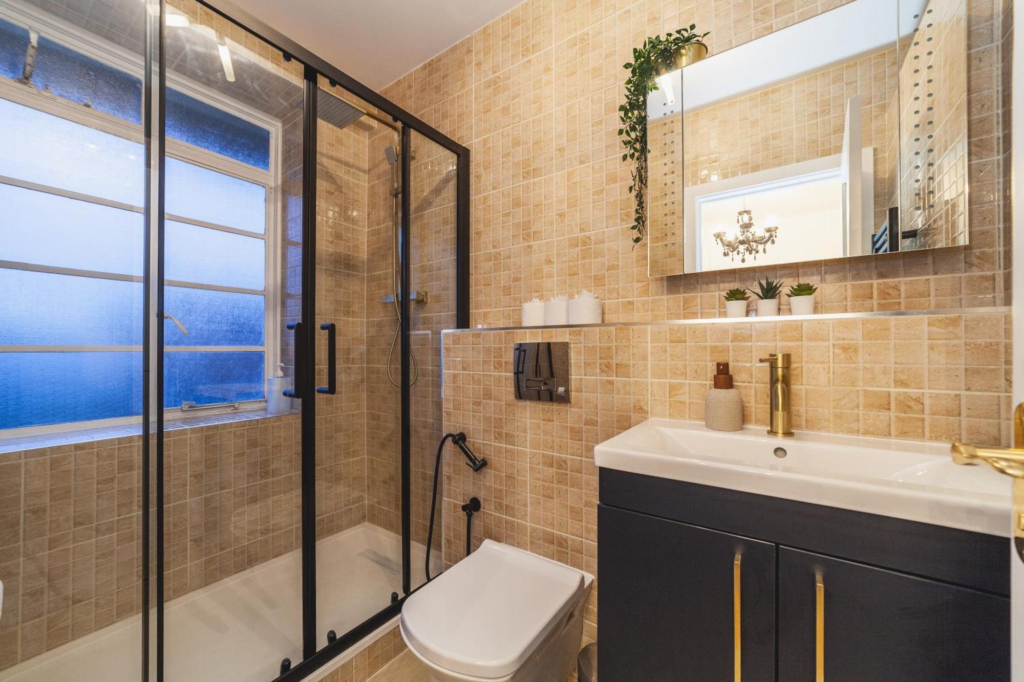 Apartment Arte - 3-bed Flat With 3 Bathrooms - Heart Of Finchley Road - 2 Min Walk To Underground Station London