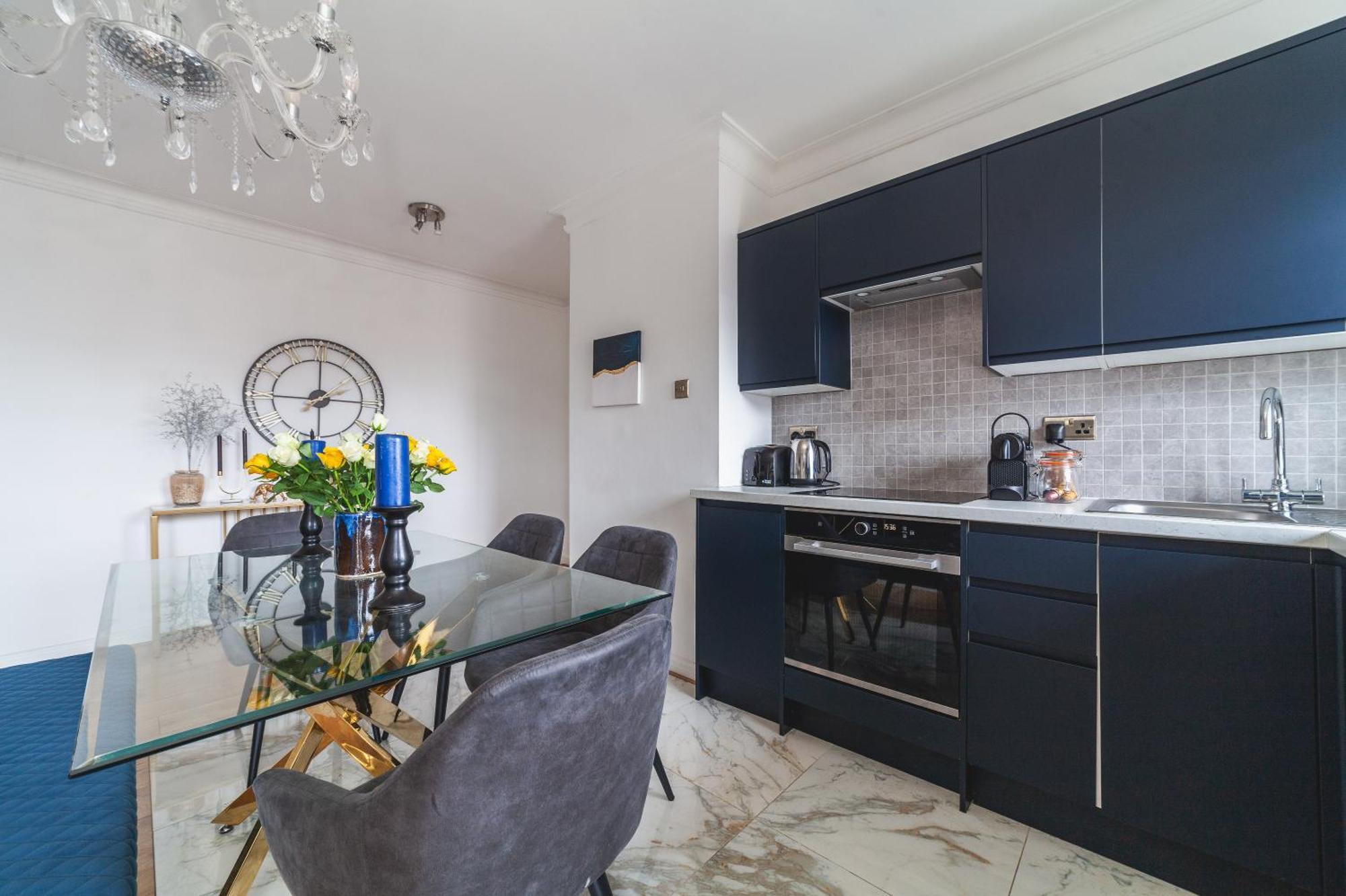Apartment Arte - 3-bed Flat With 3 Bathrooms - Heart Of Finchley Road - 2 Min Walk To Underground Station *