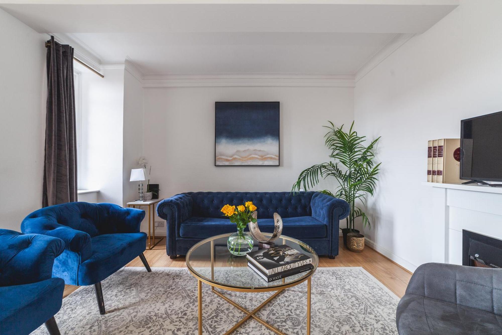 Arte - 3-bed Flat With 3 Bathrooms - Heart Of Finchley Road - 2 Min Walk To Underground Station Apartment