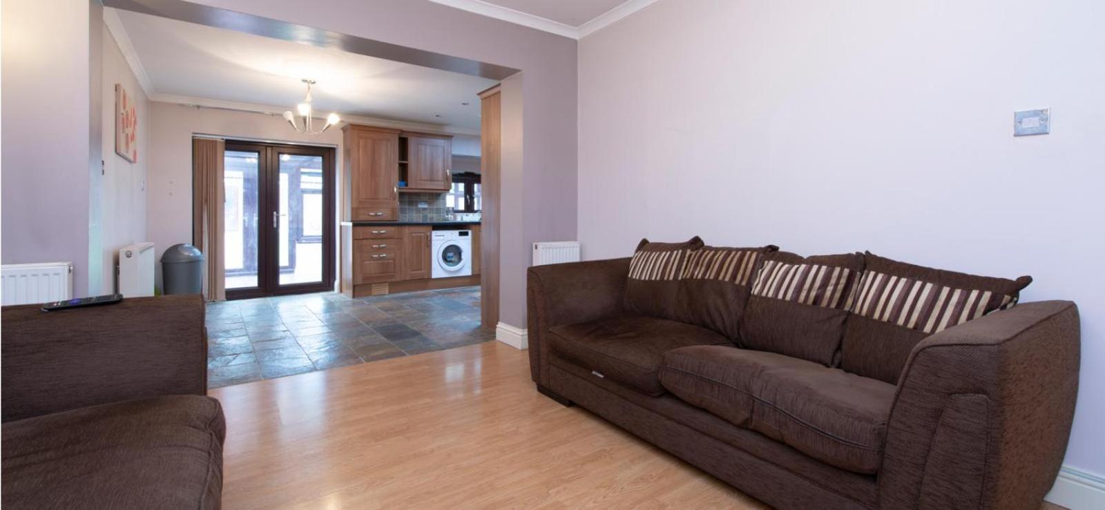 Spacious 6 Bed House 10 Beds In Blackheath