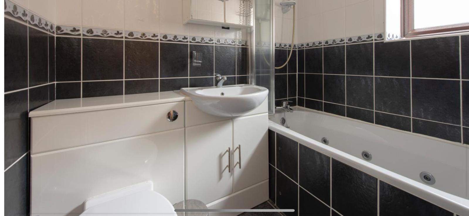 Apartment Spacious 6 Bed House 10 Beds In Blackheath London
