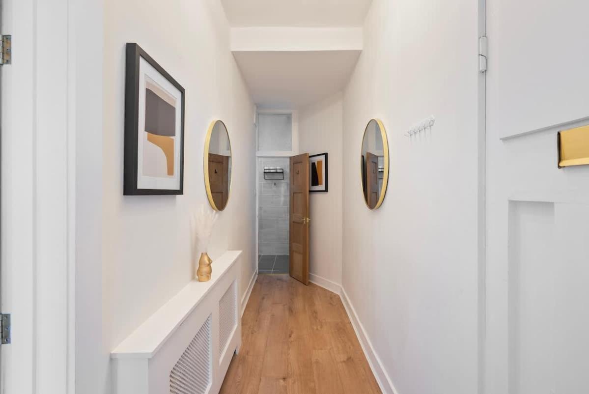 Modern Elegance In Paddington London
