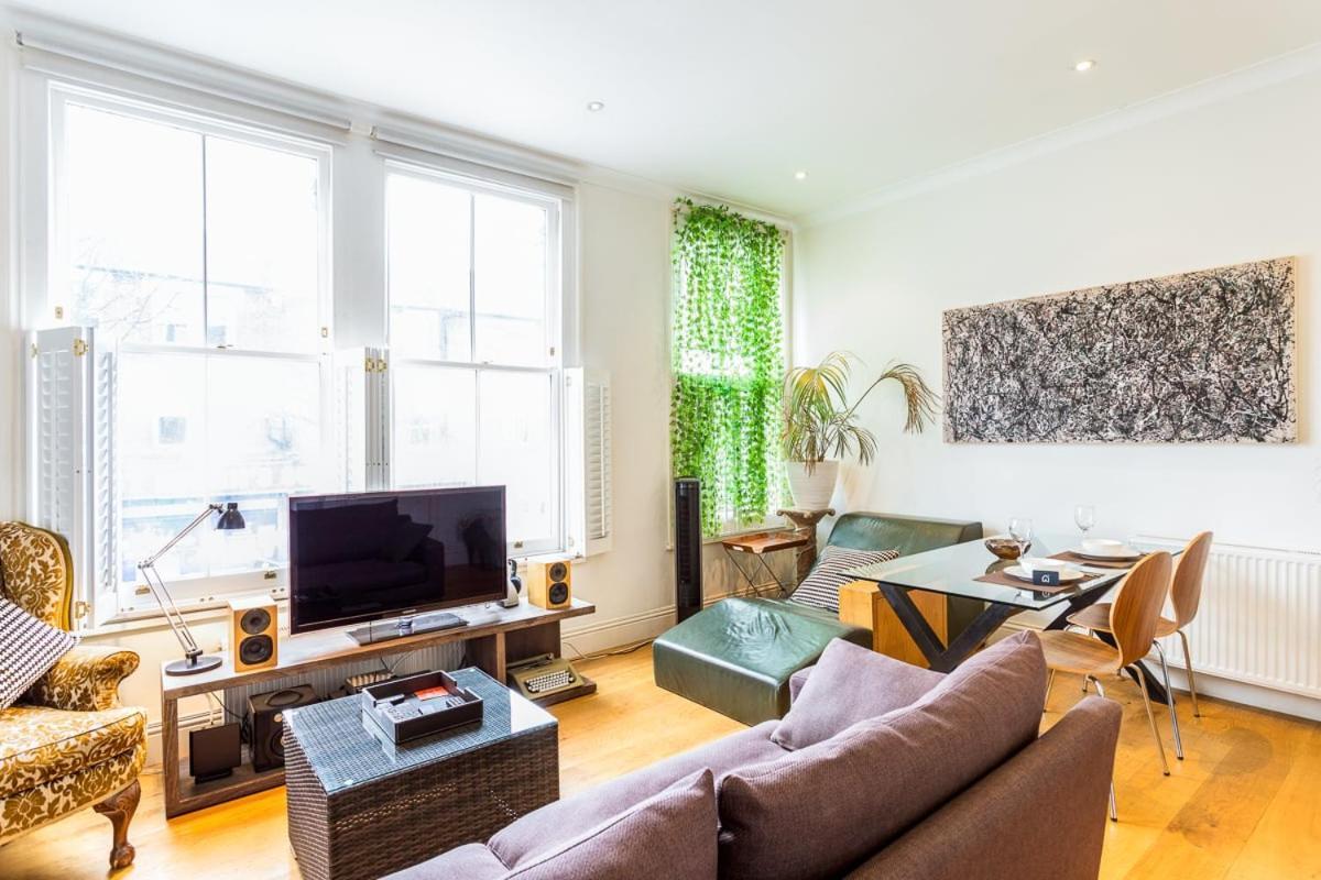 Bright And Spacious Notting Hill Nest London