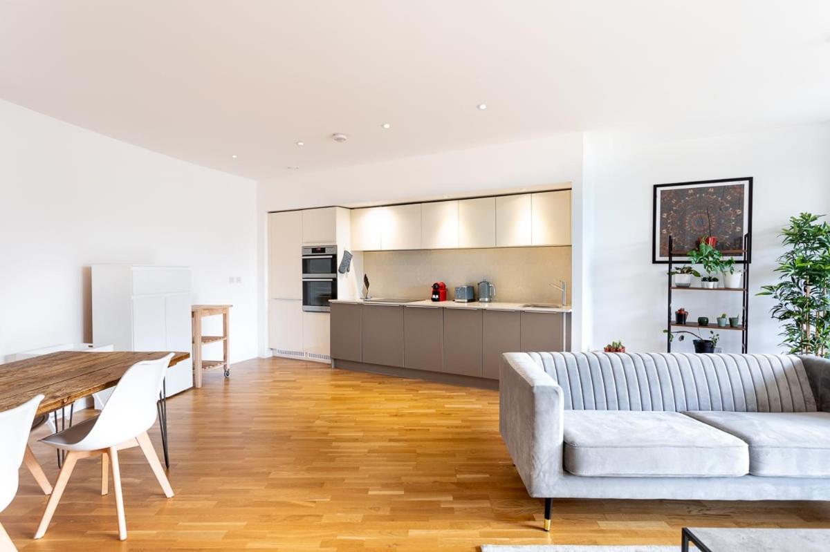 Modern Chiswick Lägenhet *