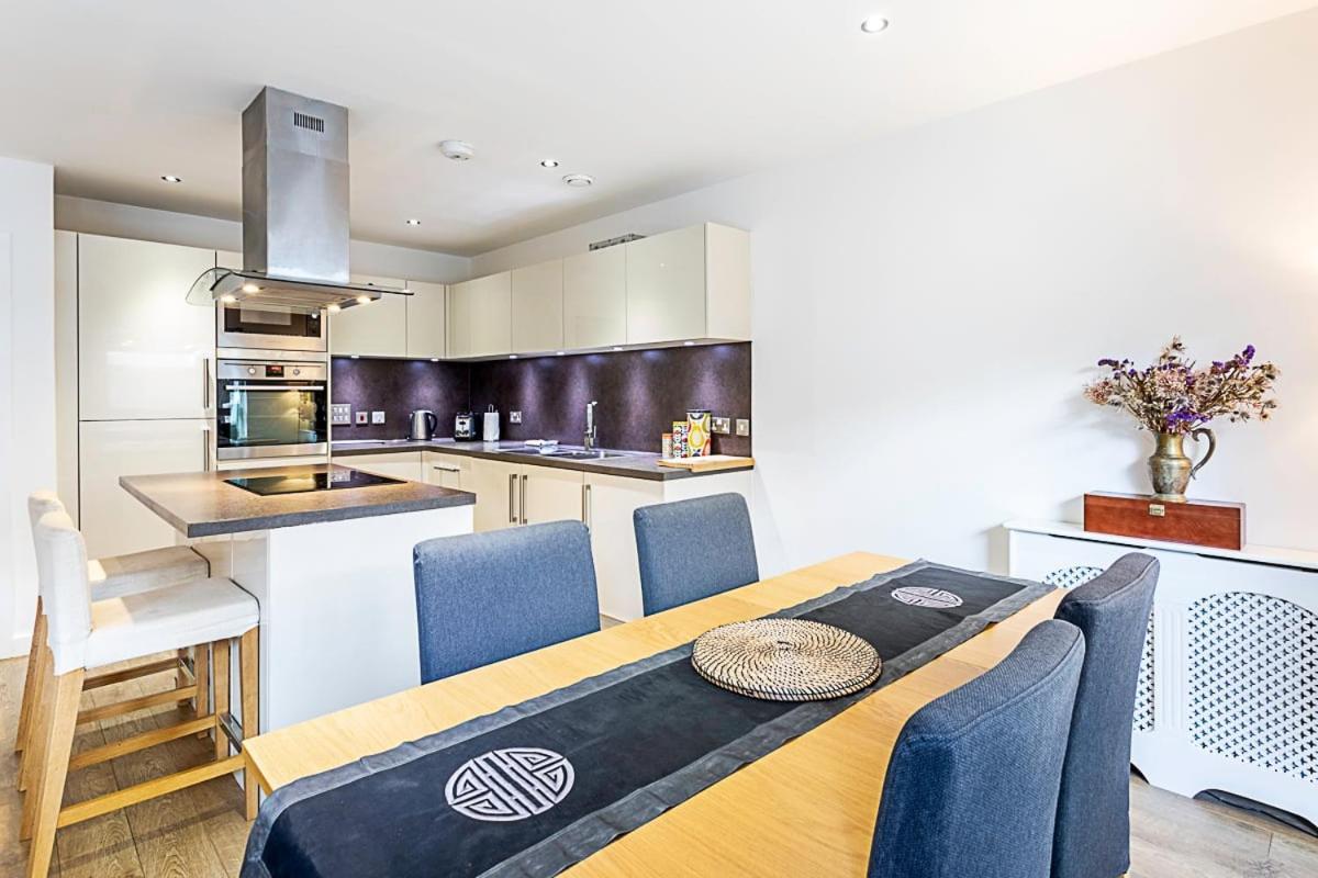 Leilighet Beautiful Open Plan Garden Flat London