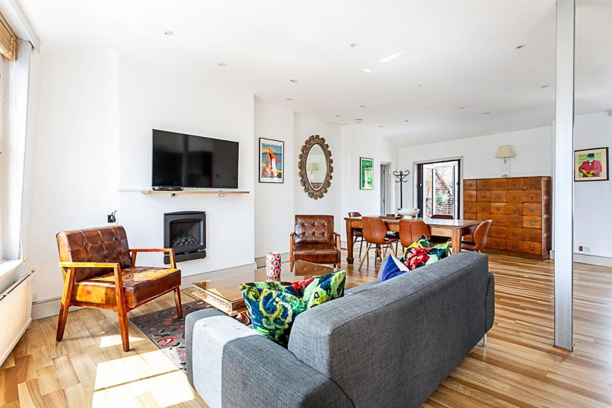 Apartment Contemporary Open Plan Penthouse London