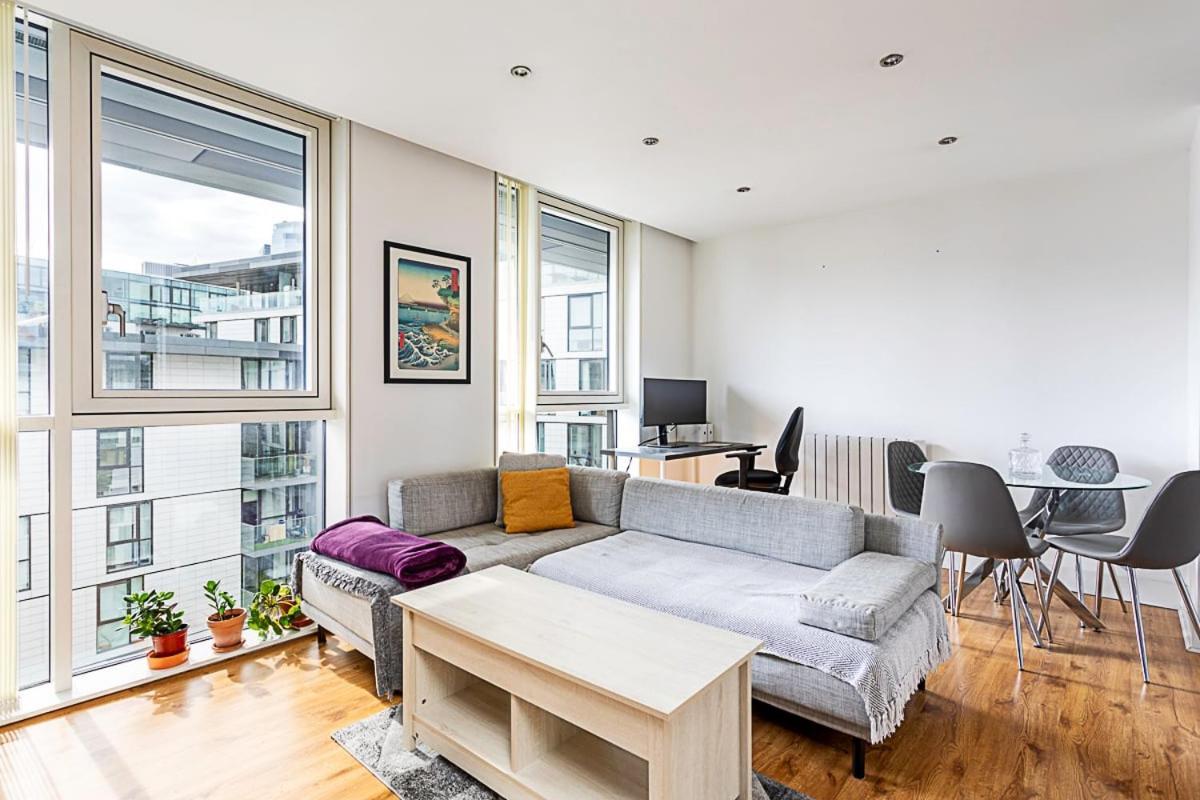 Lejlighed City-close 1-bed Near Tower Hill *