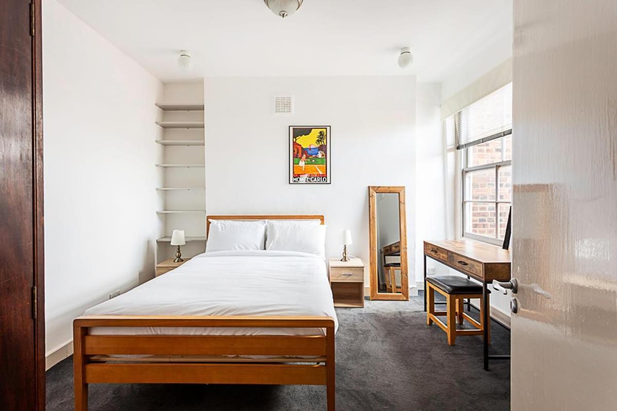 Contemporary Open Plan Penthouse
