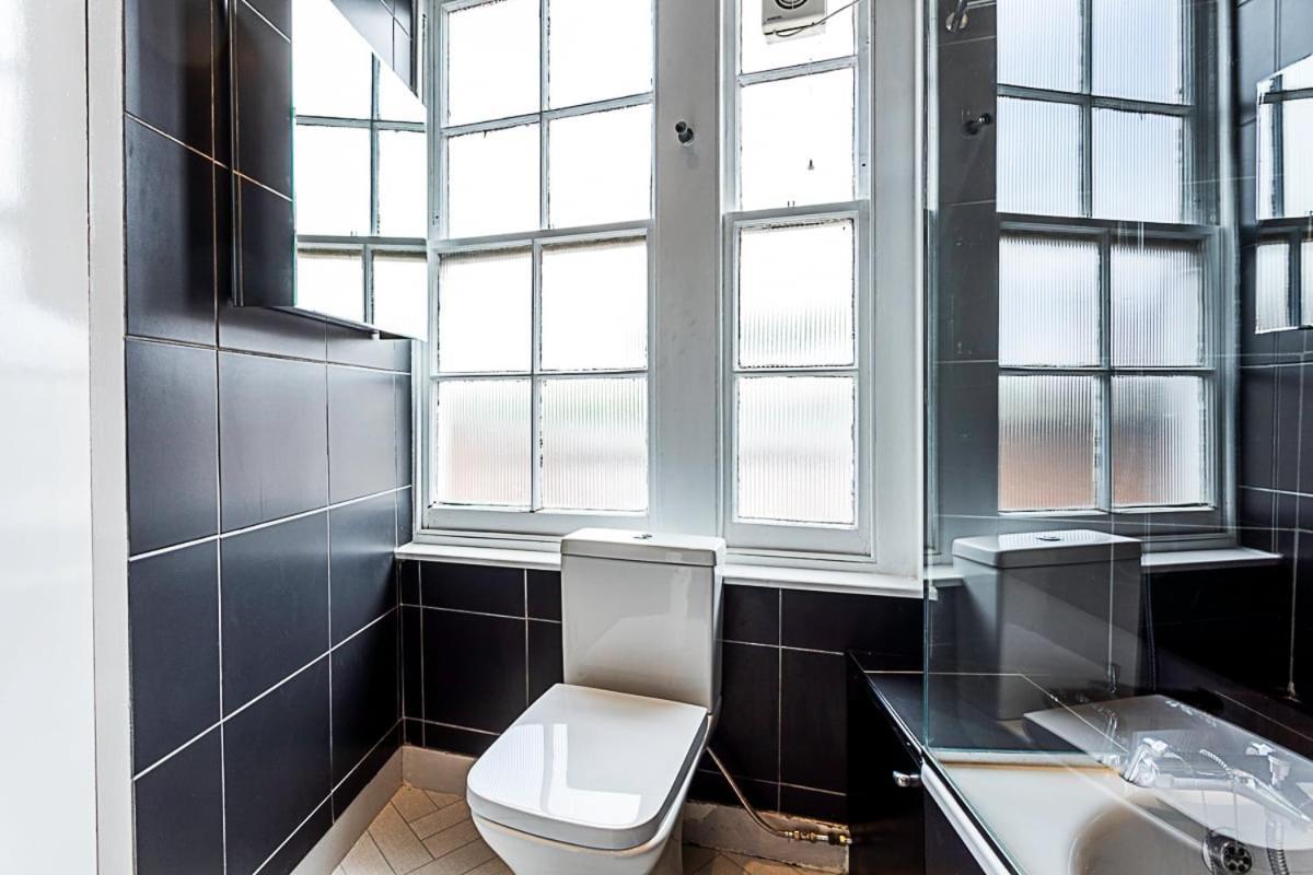 Contemporary Open Plan Penthouse London