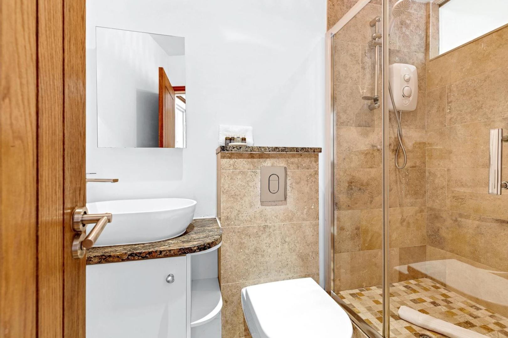 Lovely 1 Bed With Garden Leilighet *