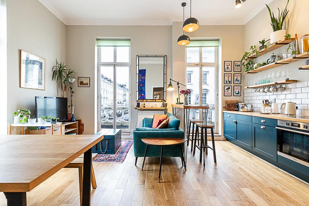 Beautiful Two Bedroom Abode Near Victoria * London