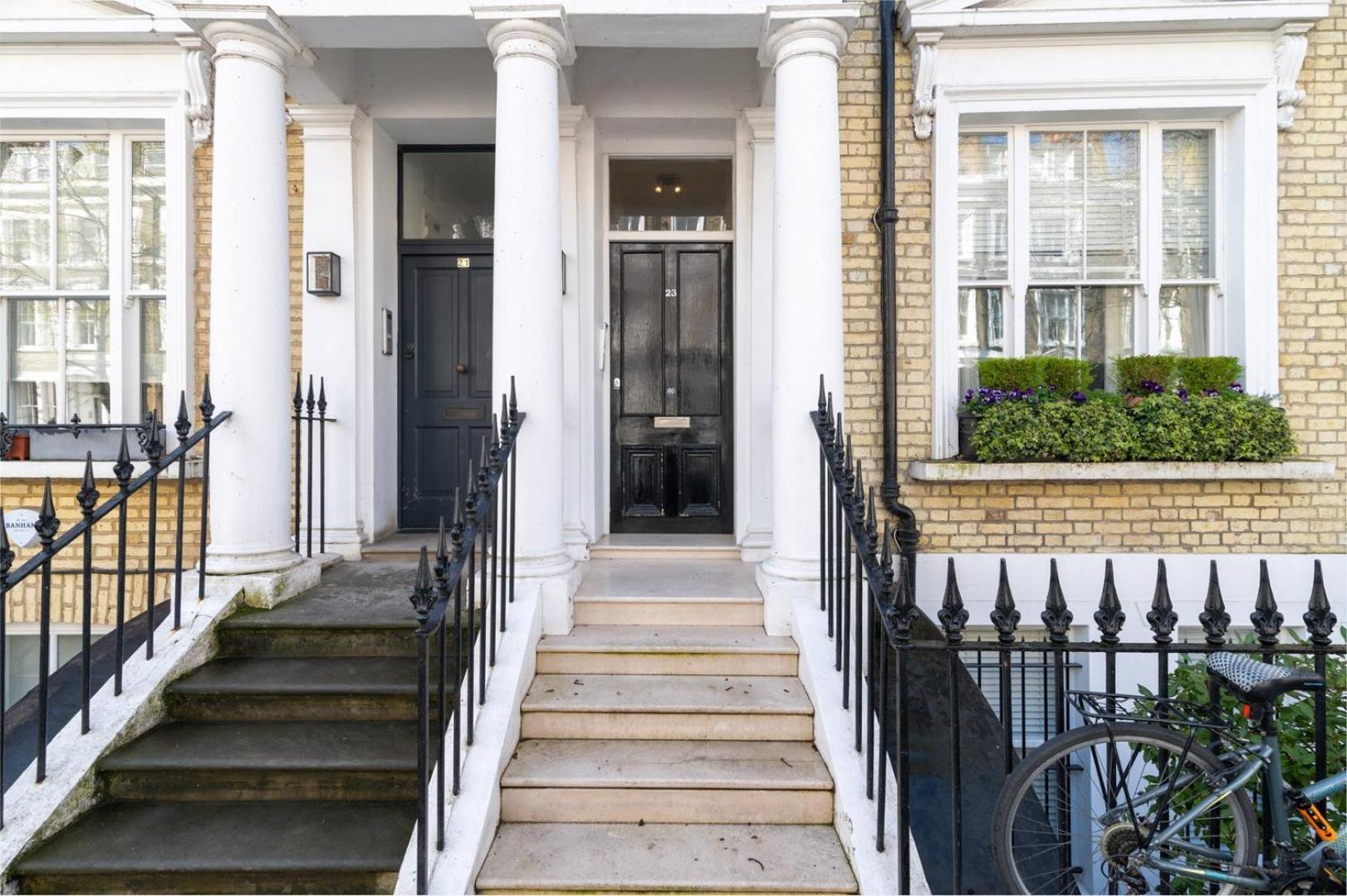 Fantastic Earls Court Flat Apartment London