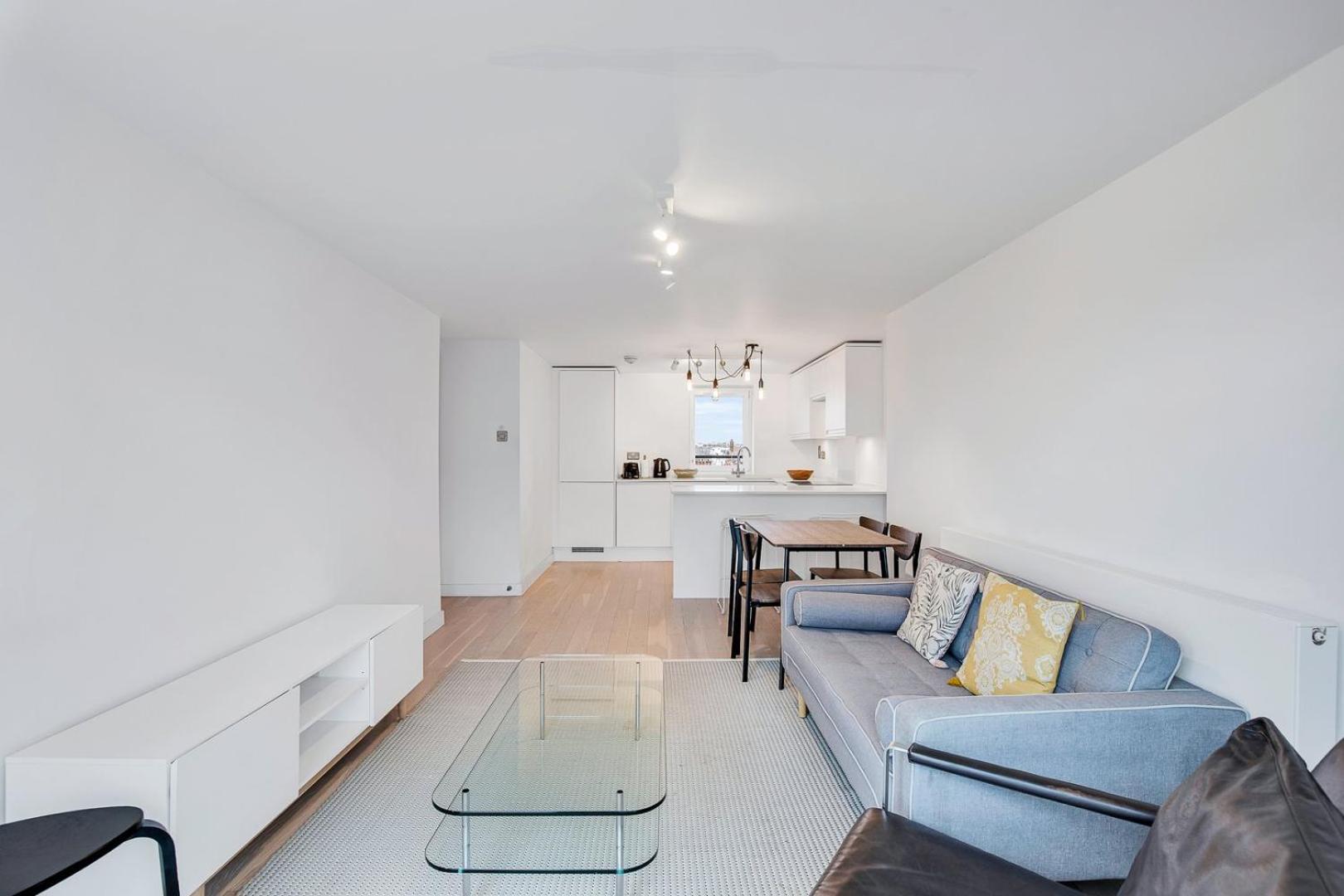 Bright And Spacious Belgravia * Londen