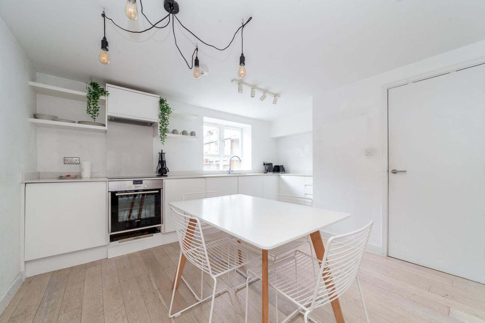 Appartement Relay Two Bedroom Belgravia Charm