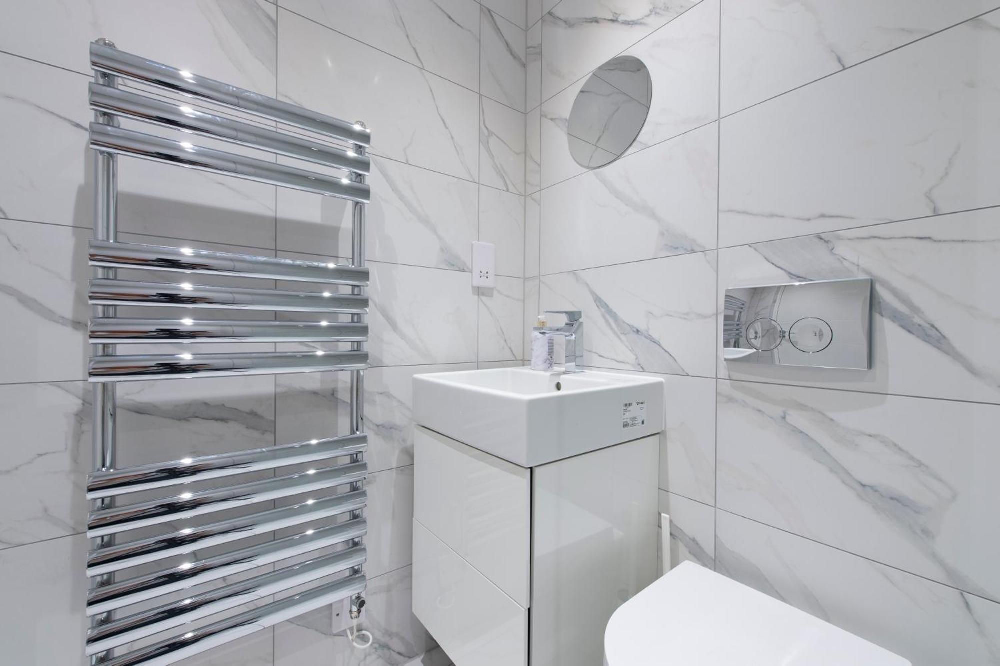 Appartement Exquisite 3br Duplex Period Conversion, Air-con & Amenities *