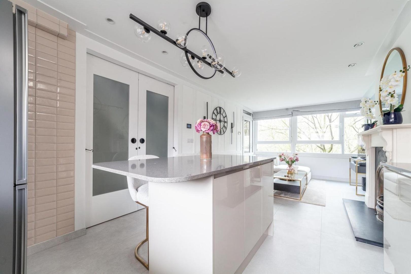 Excellent 3-bed Flat In Elephant & Castle Appartement Londen