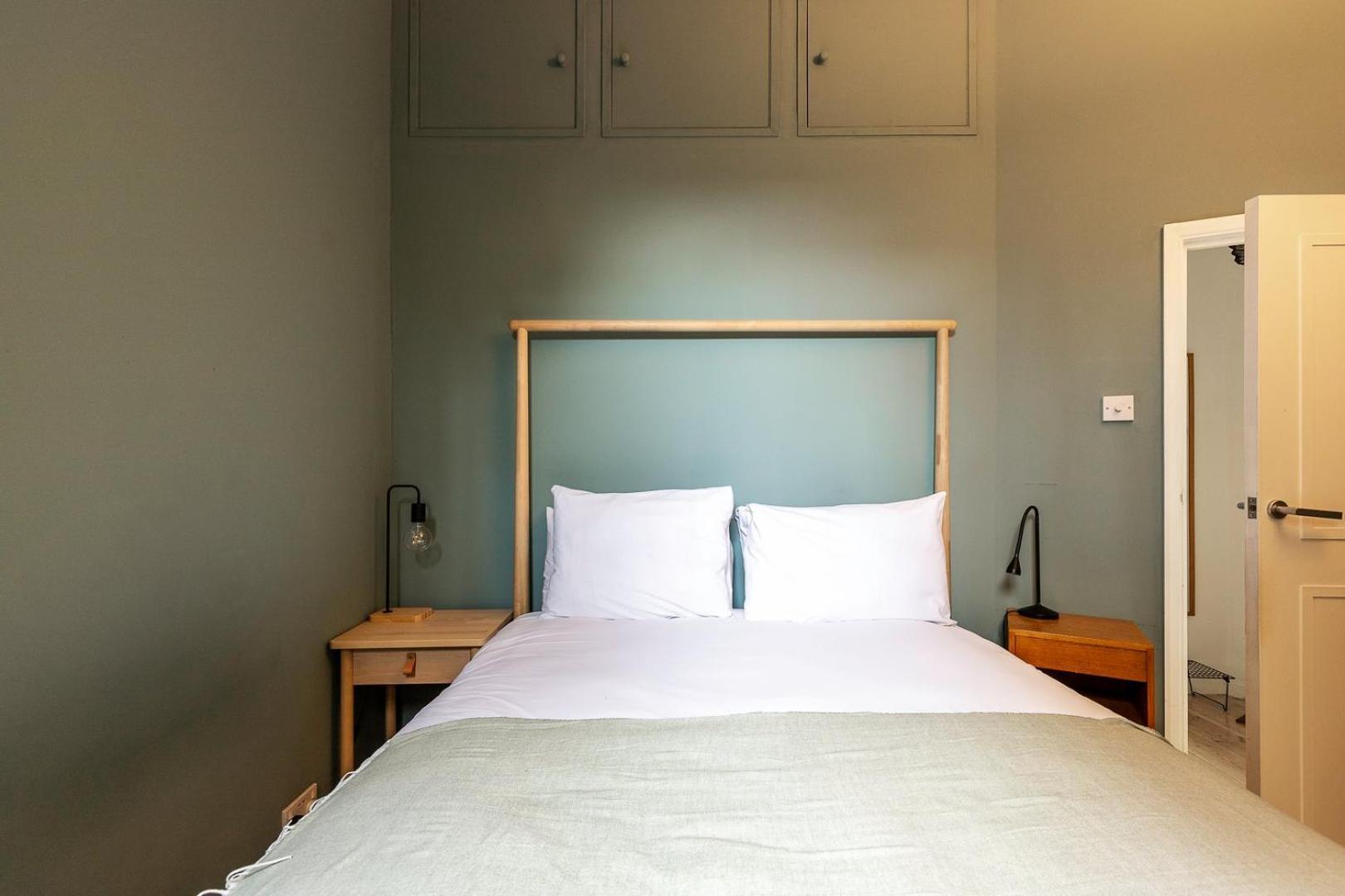 Spacious And Charming Brixton Lejlighed London
