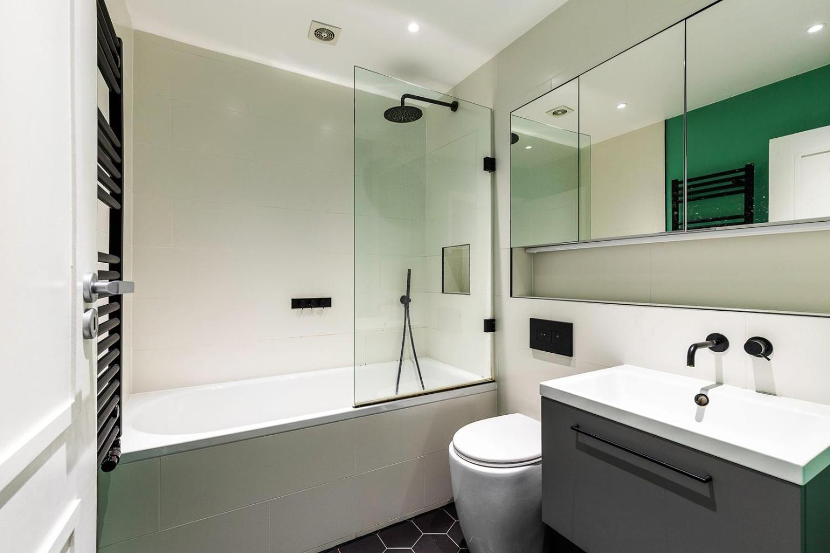 Spacious And Charming Brixton Lejlighed