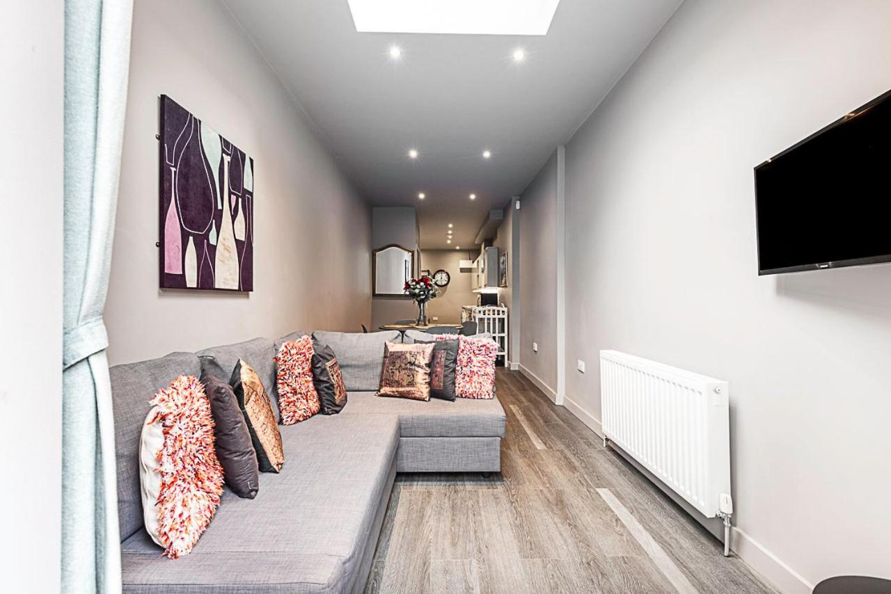 Feriehus Stunning 5 Bed House In Willesden Green! *